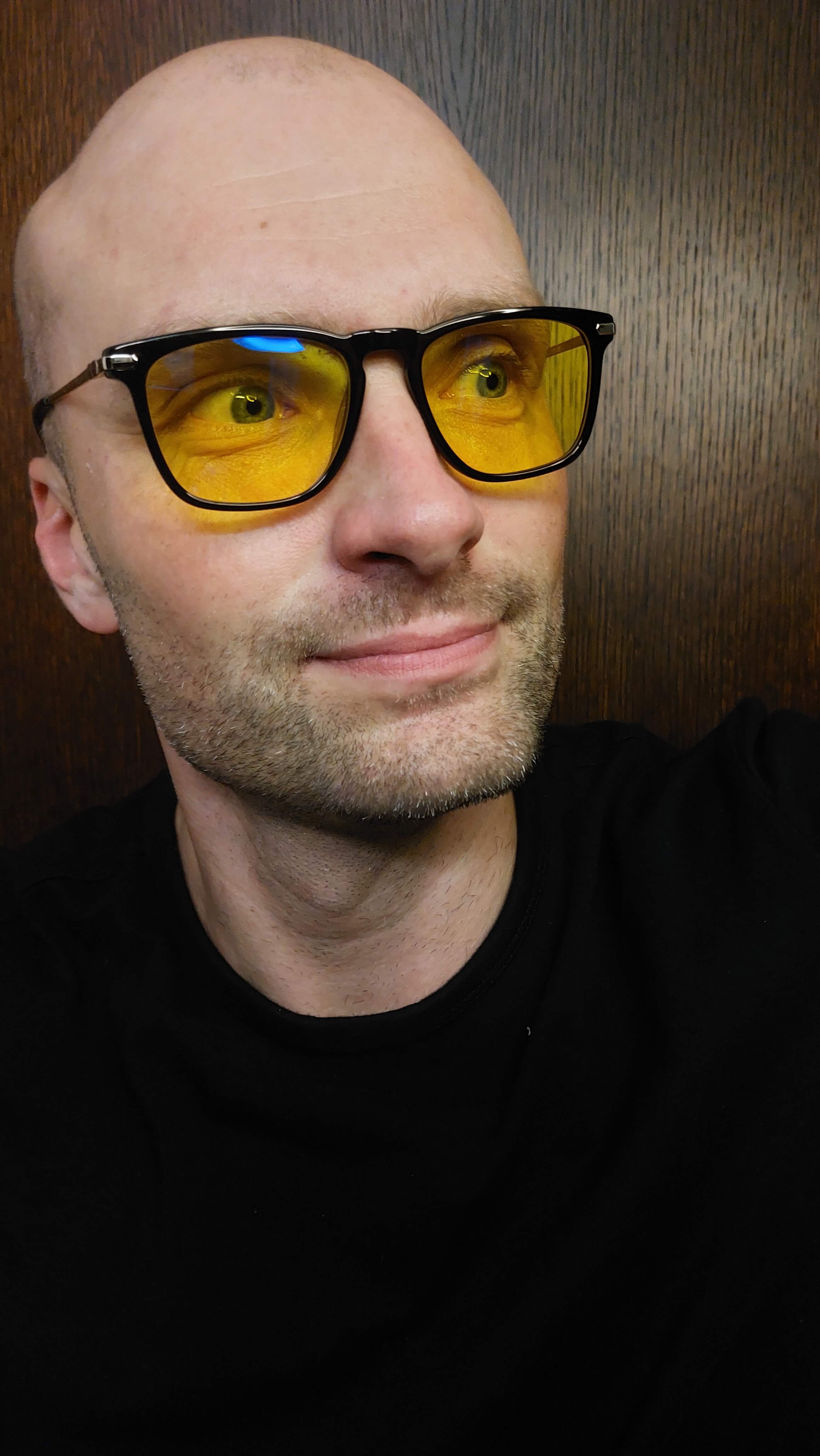 "Jax Fookus" unisex blue light glasses for daytime use