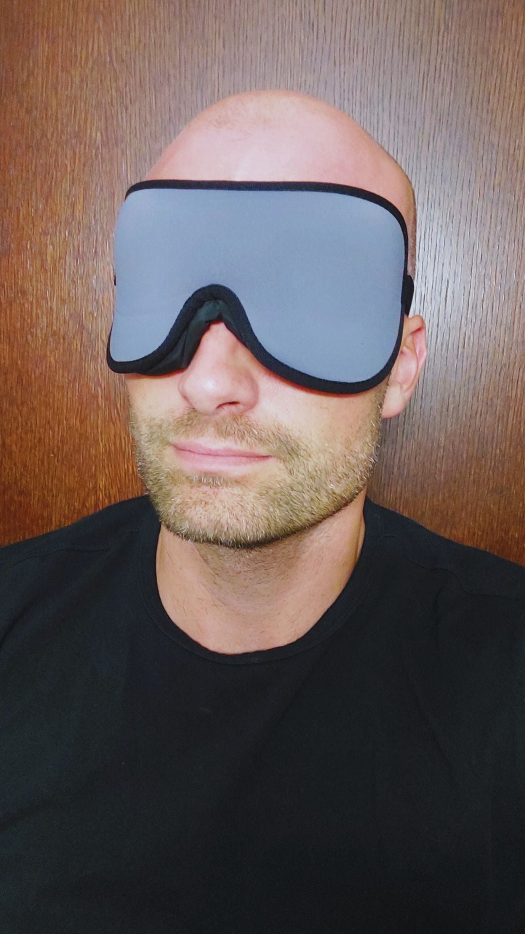 The ultra-thin 3D sleep mask for side sleepers