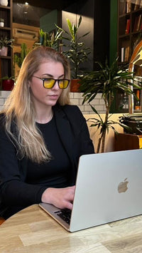 "Jax Fookus" päevased ekraaniprillid kollase klaasiga